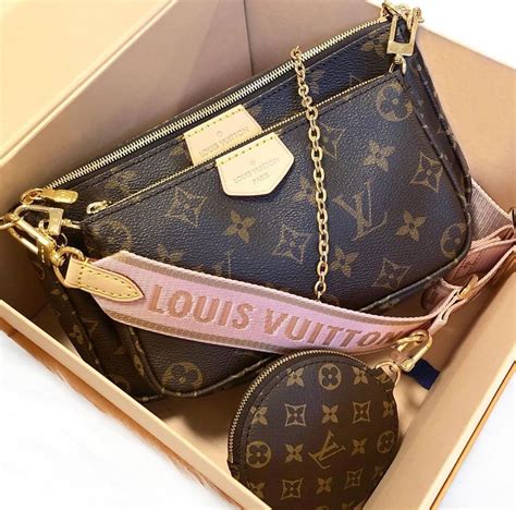 replica pochette louis vuitton